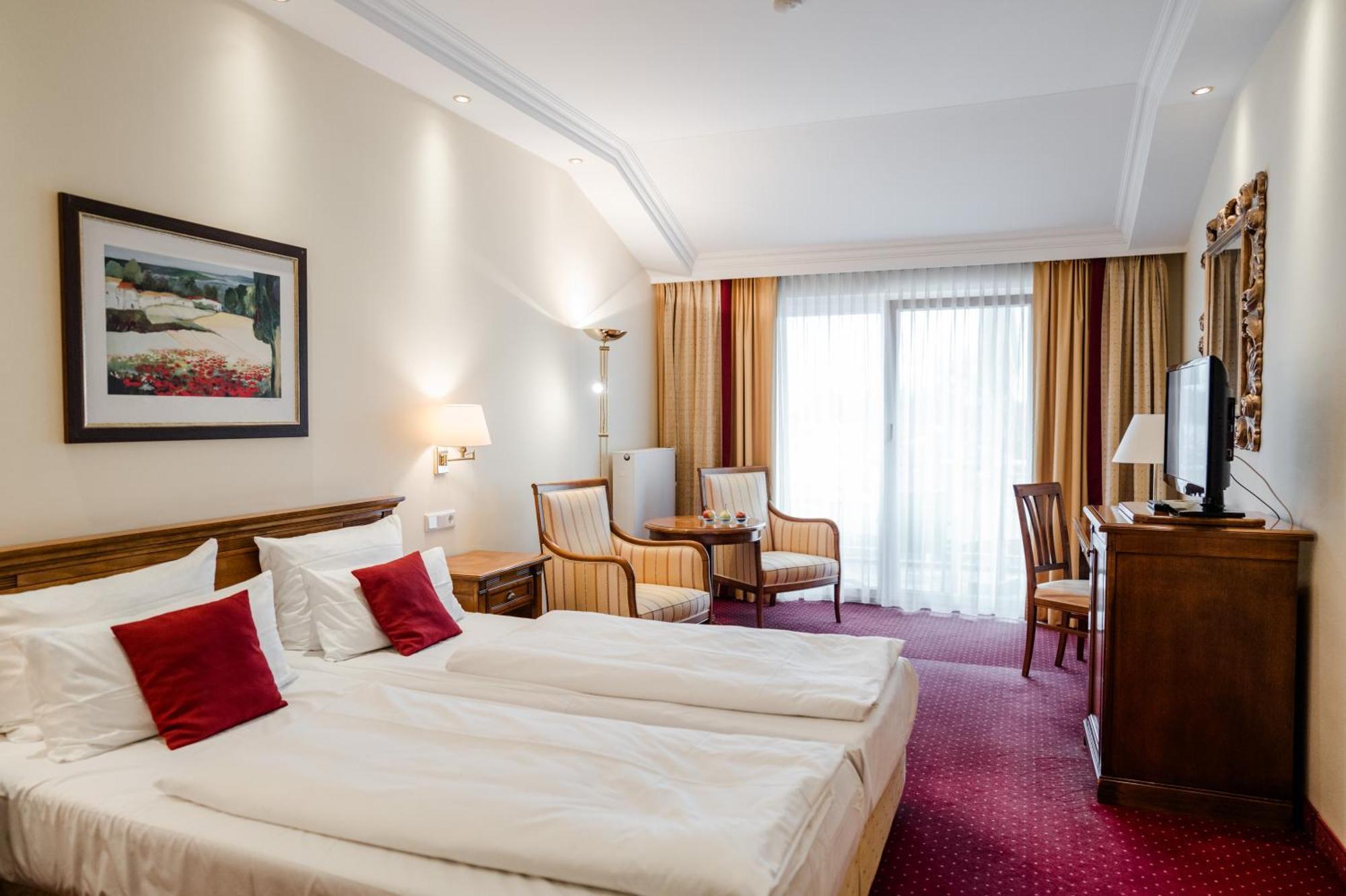 Hotel Antoniushof Ruhstorf an der Rott Экстерьер фото
